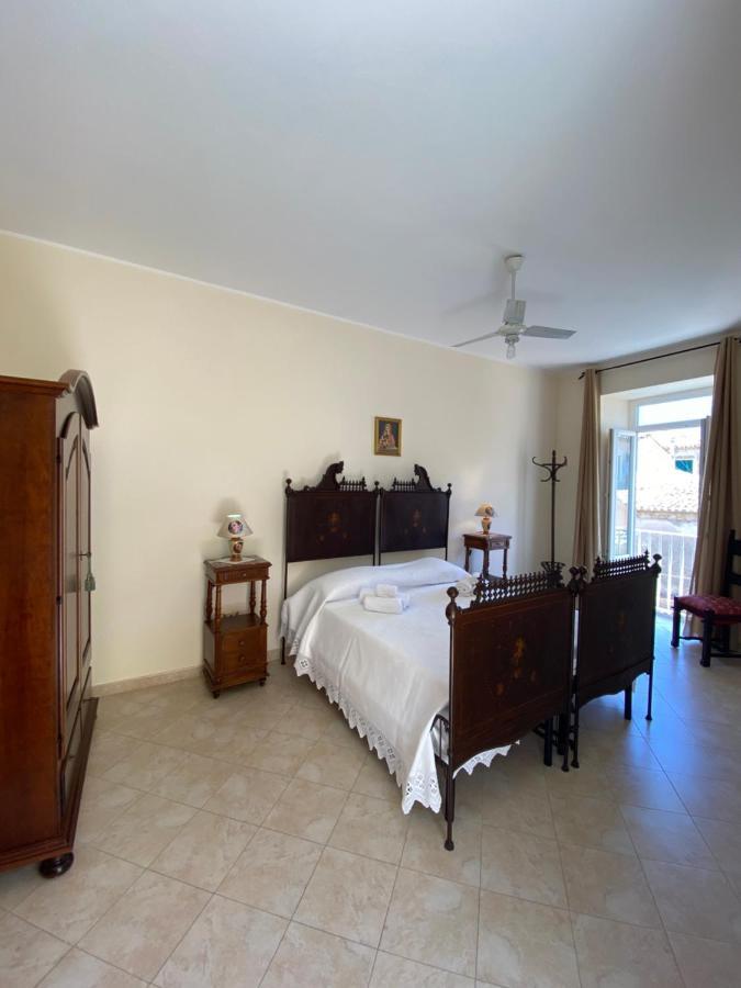 Affaccio Su Stromboli Apartamento Tropea Exterior foto