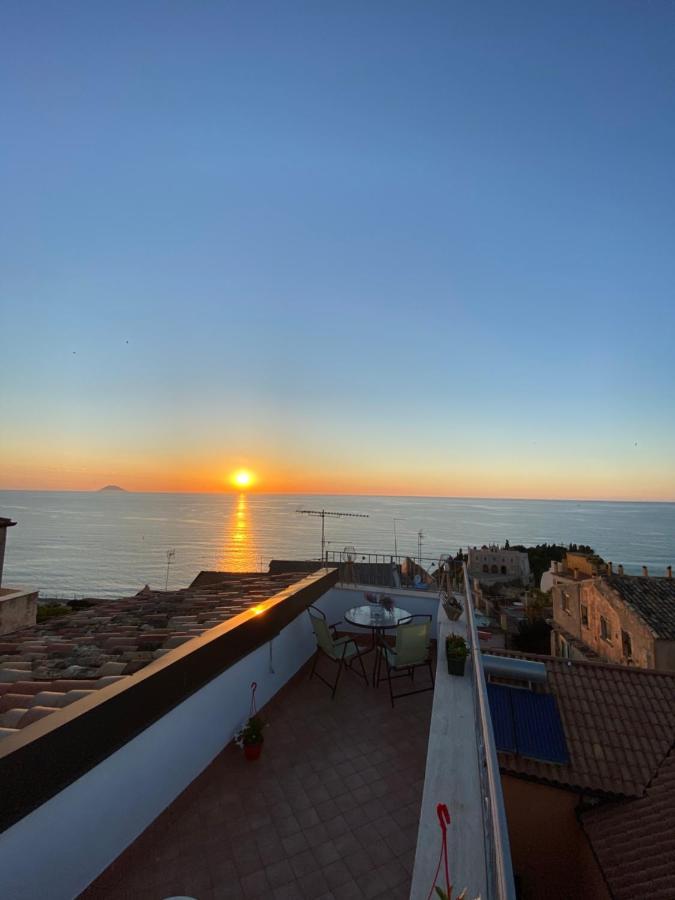 Affaccio Su Stromboli Apartamento Tropea Exterior foto